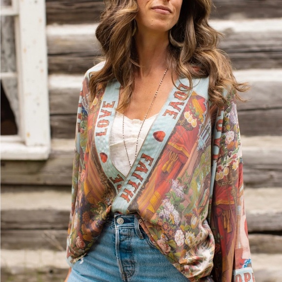 Bohemian Love and Hope Women's light weight top - Picture 3 of 11